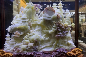 скульптурная композиция из оникса