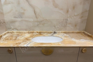 столешница оникс